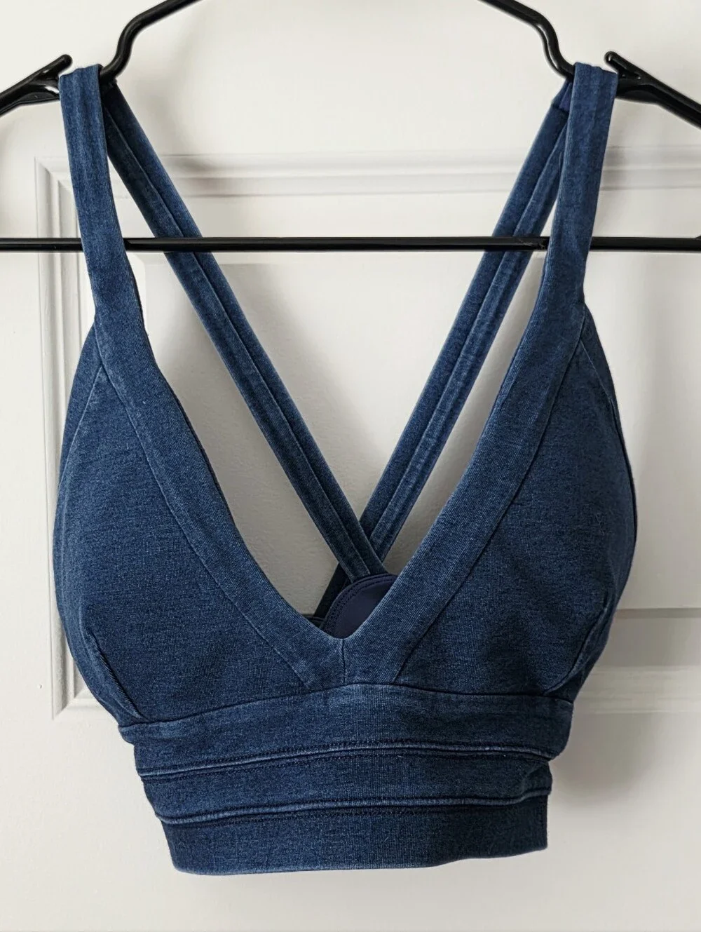 Lorna Jane Denim Look Criss-Cross Sports Bra Size M